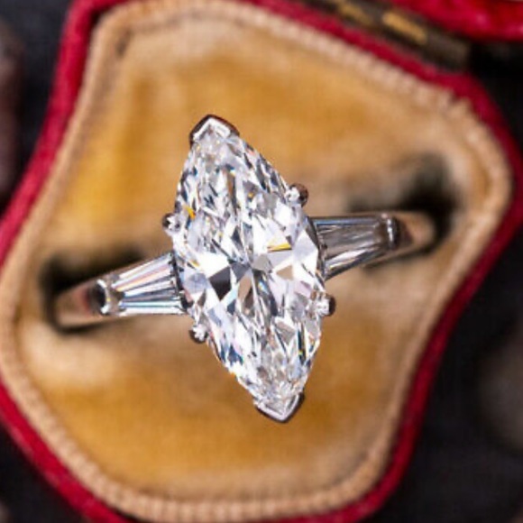 NWT GORGEOUS 925 sterling silver diamond 💍 ring - Picture 4 of 7